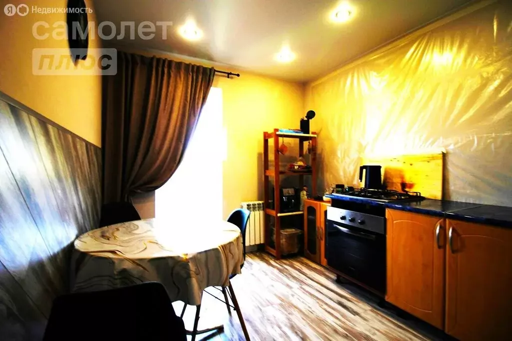3-комнатная квартира: Калининград, Воздушная улица, 2 (62.1 м) - Фото 1