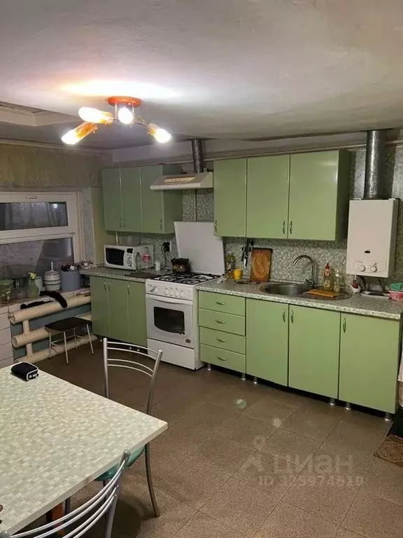 Дом в Ставропольский край, Предгорный муниципальный округ, пос. ... - Фото 1