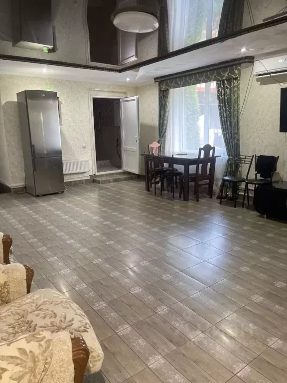 Дом в Кабардино-Балкария, Нальчик Дагестанская ул., 27 (100 м) - Фото 2