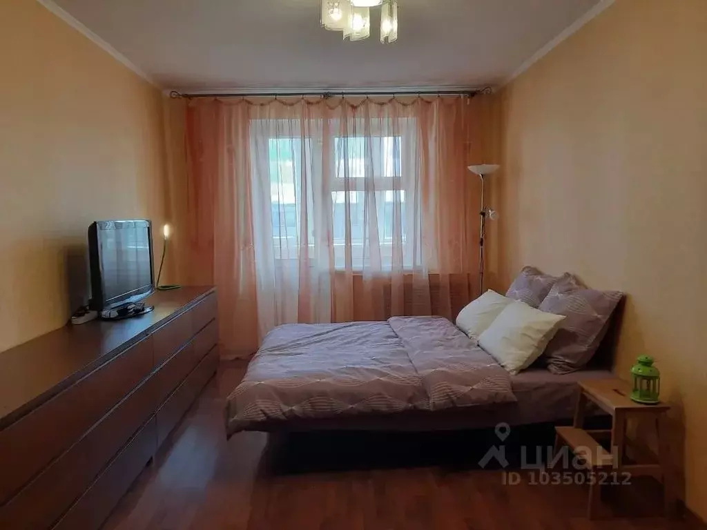 1-к кв. Татарстан, Казань ул. Фатыха Амирхана, 26А (41.0 м) - Фото 0