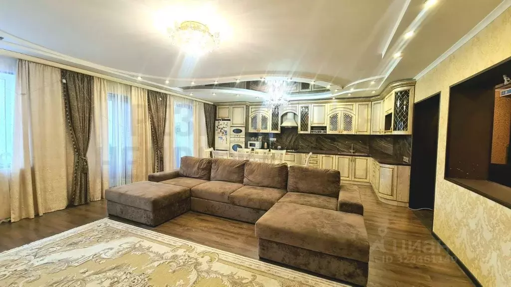 3-к кв. Самарская область, Самара ул. Гагарина, 53 (102.0 м) - Фото 1