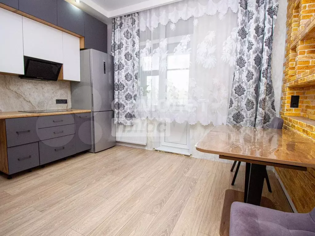 3-к. квартира, 76 м, 1/9 эт. - Фото 1