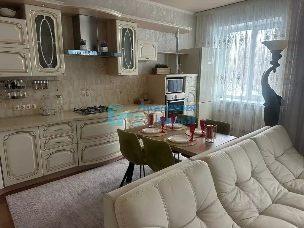 3-к кв. Саратовская область, Балаково ул. Набережная Леонова, 71 (93.0 ... - Фото 1