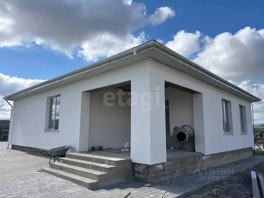 Дом в Крым, Симферопольский район, с. Доброе ул. Мерхамет (100 м) - Фото 1