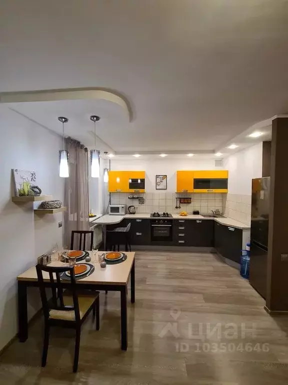 2-к кв. Татарстан, Казань ул. Кул Гали, 27 (60.0 м) - Фото 0