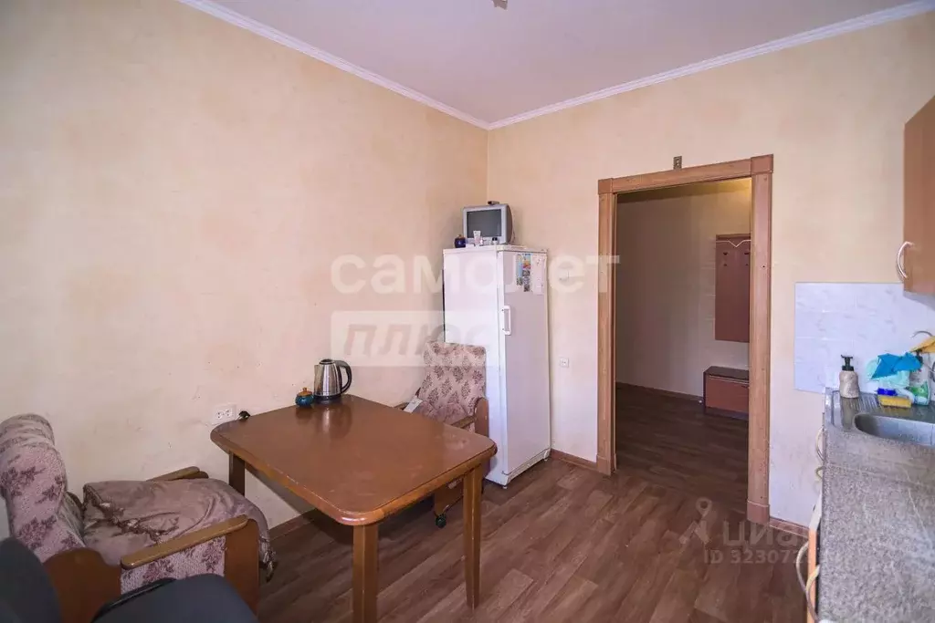 2-к кв. Ханты-Мансийский АО, Сургут просп. Ленина, 70 (57.6 м) - Фото 2