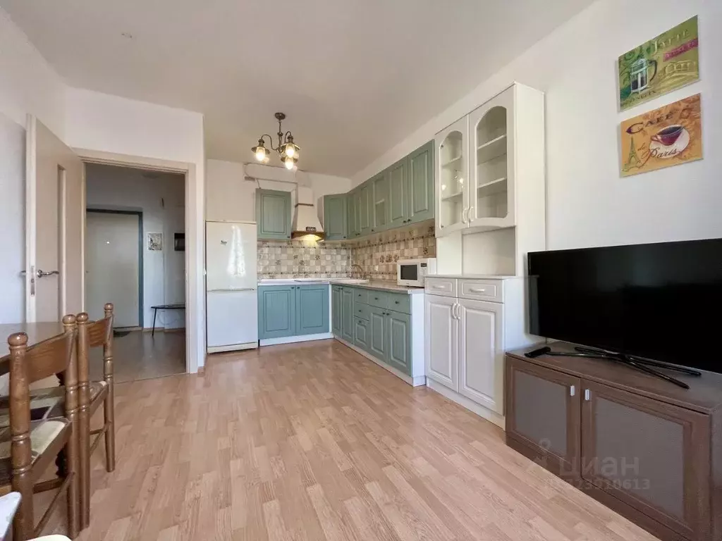 1-к кв. Свердловская область, Екатеринбург ул. Ирбитская, 13 (45.0 м) - Фото 2