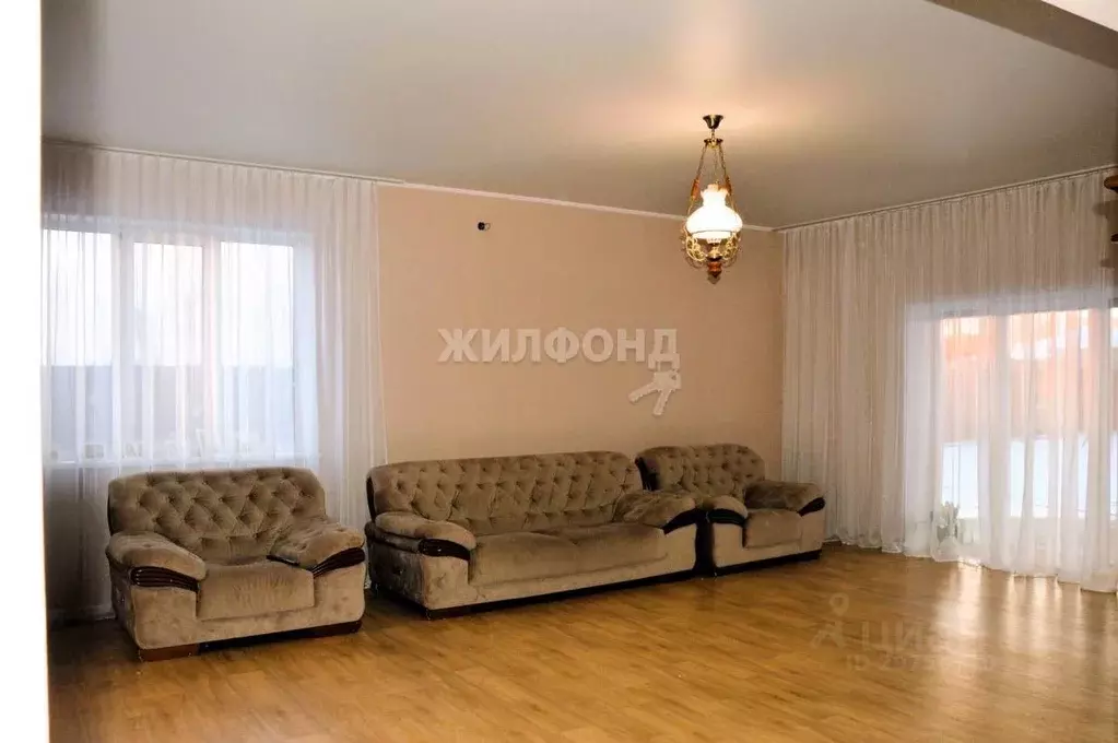 Коттедж в Хакасия, Усть-Абаканский район, с. Зеленое ул. Луговая, 11 ... - Фото 2