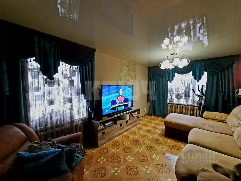 4-к кв. Вологодская область, Сокол Производственная ул., 5 (70.0 м) - Фото 1