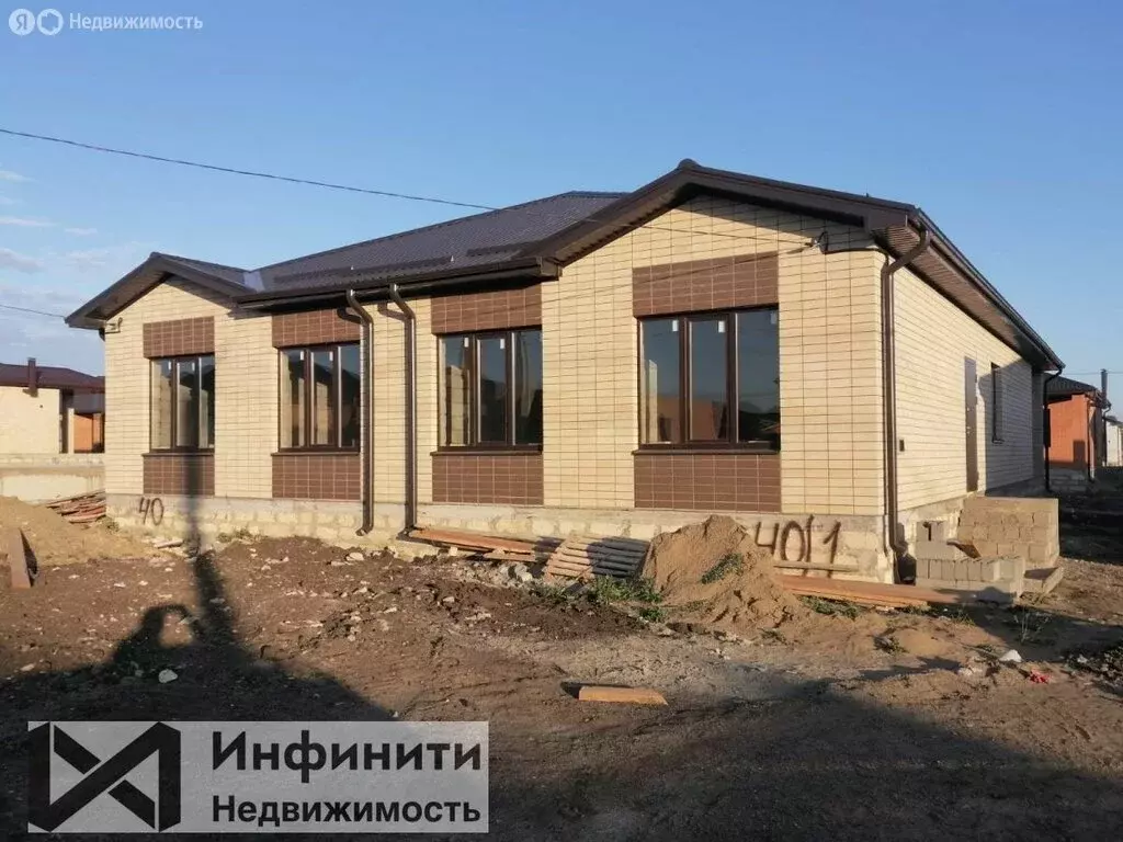 Дом в Михайловск, улица Владимира Корнилова, 40 (100 м) - Фото 1