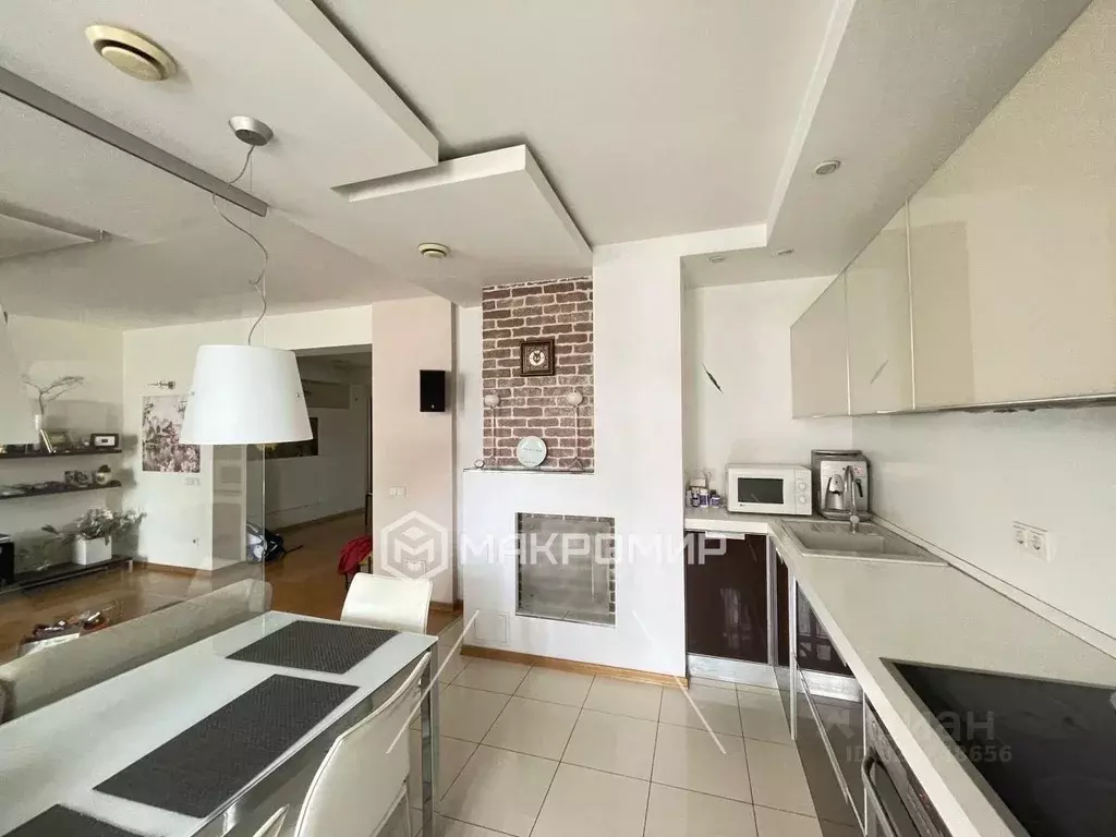 3-к кв. Челябинская область, Челябинск ул. Академика Сахарова, 1 ... - Фото 1