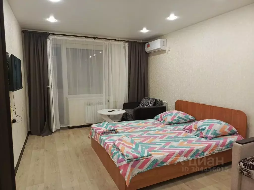 1-к кв. Волгоградская область, Волгоград ул. Николая Отрады, 6 (35.0 ... - Фото 1