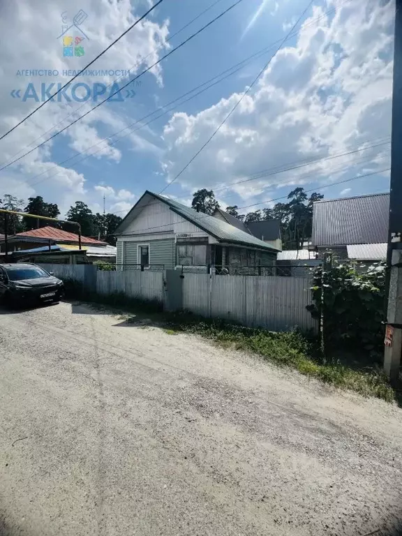 Дом в Алтайский край, Барнаул ул. Тихонова, 11 (29 м) - Фото 1