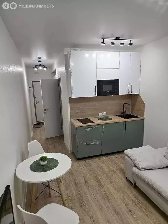 Квартира-студия: Москва, район Троицк, 3-я Нововатутинская улица, 8 ... - Фото 1