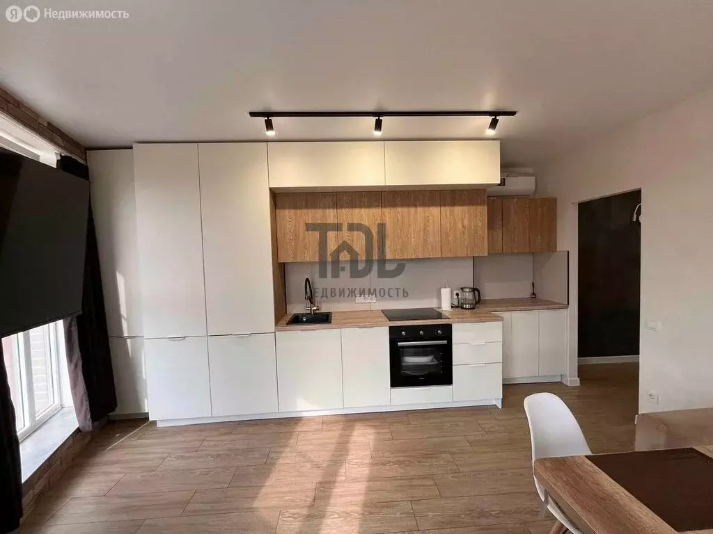 3-комнатная квартира: Волгоград, Санаторная улица, 18 (62 м) - Фото 2