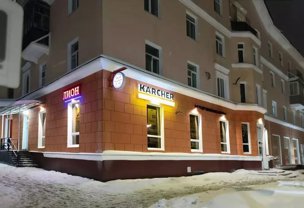 Торговая площадь в Пермский край, Пермь ул. Мира, 65 (150 м) - Фото 1