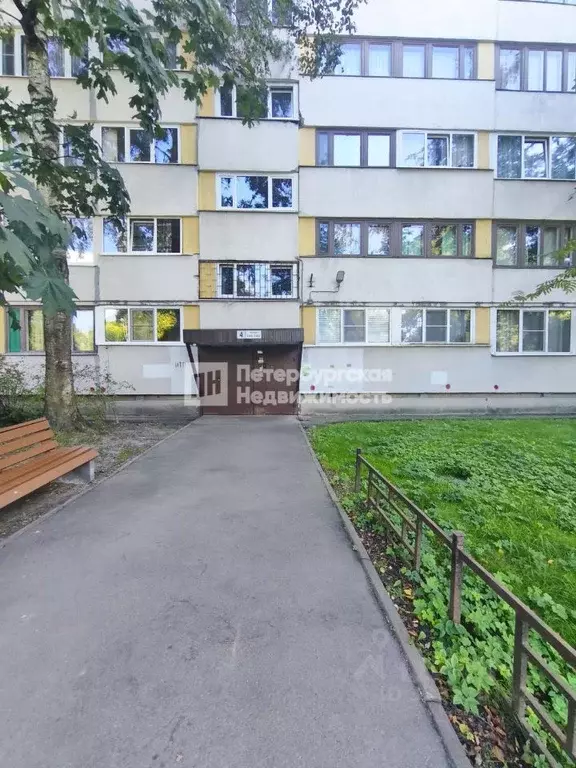 3-к кв. Санкт-Петербург просп. Луначарского, 62К2 (65.5 м) - Фото 1