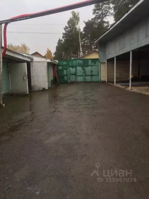 Участок в Москва д. Лапшинка, 71Ас1 (4.0 сот.) - Фото 0