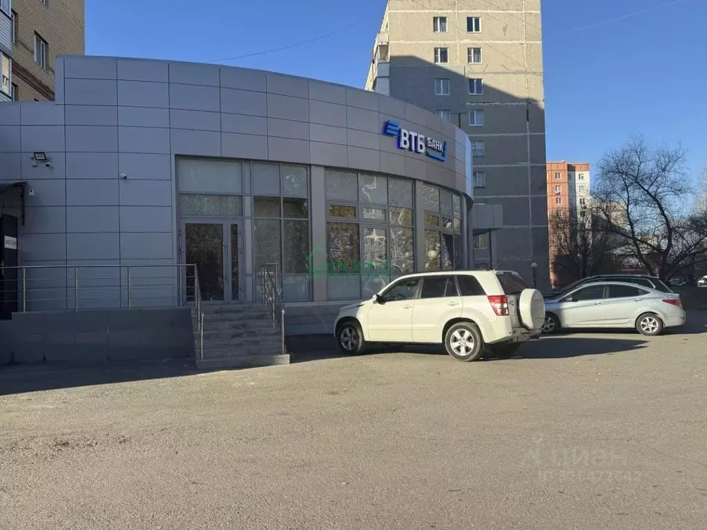 Помещение свободного назначения в Тюменская область, Тобольск 4-й мкр, ... - Фото 1