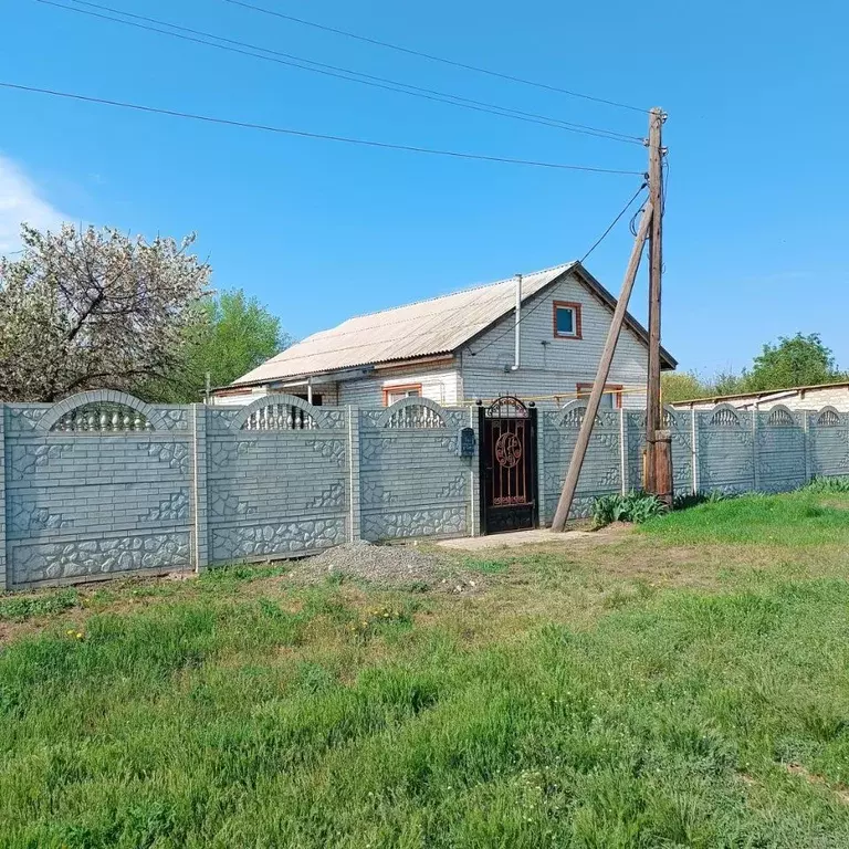 Дом в Волгоградская область, Калачевский район, Ляпичевское с/пос, ... - Фото 1
