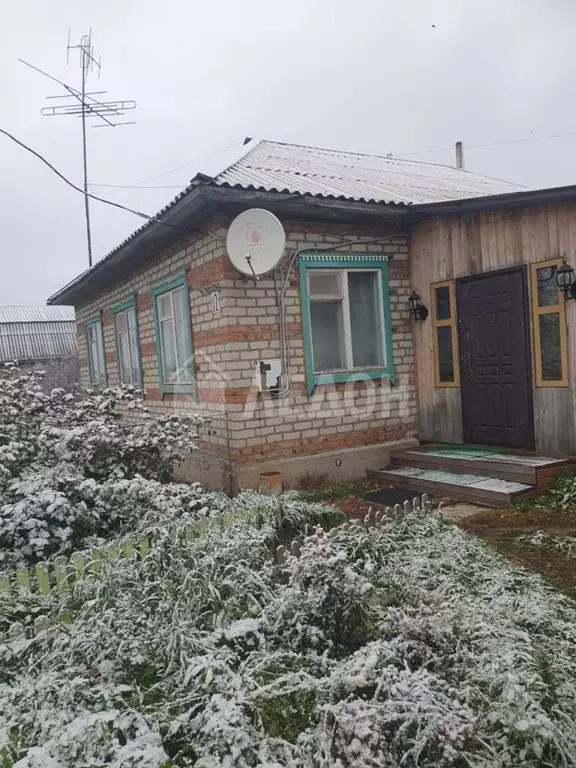 Дом в Омская область, Азовский Немецкий Национальный район, д. ... - Фото 2