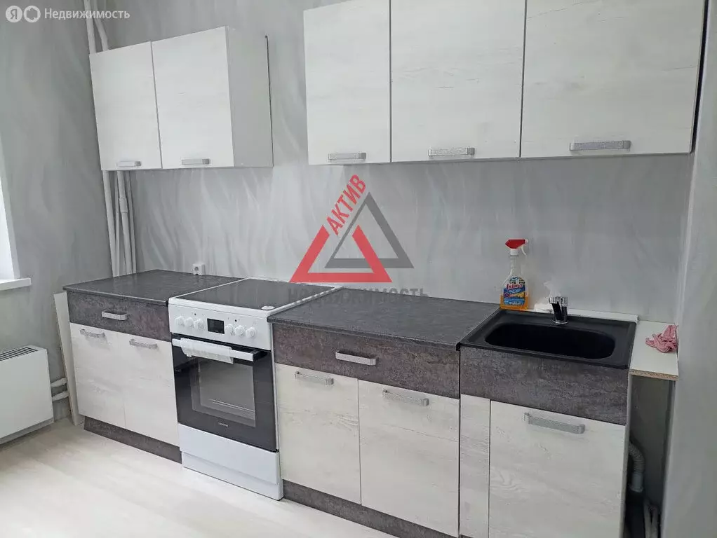 3-комнатная квартира: Каменск-Уральский, Каменская улица, 94 (64 м) - Фото 2