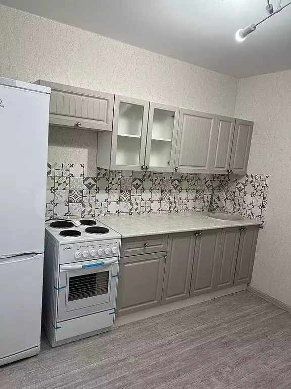 1-к. квартира, 37 м, 11/18 эт. - Фото 0