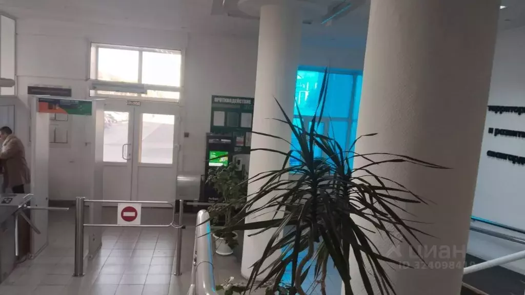 Помещение свободного назначения в Татарстан, Альметьевск ул. Ленина, ... - Фото 1