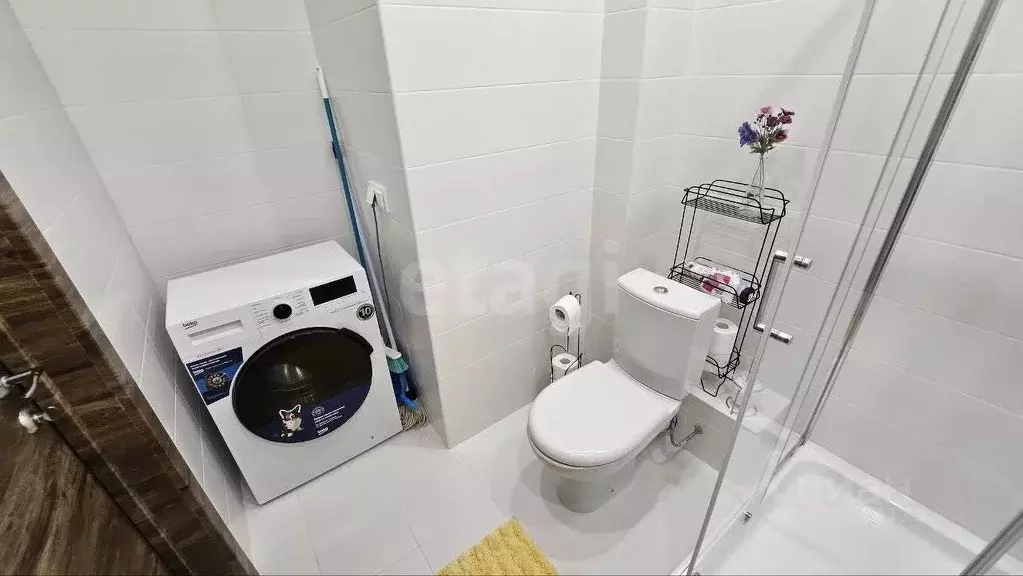 1-к кв. Тюменская область, Тюмень ул. Пожарных и Спасателей, 14 (40.0 ... - Фото 1