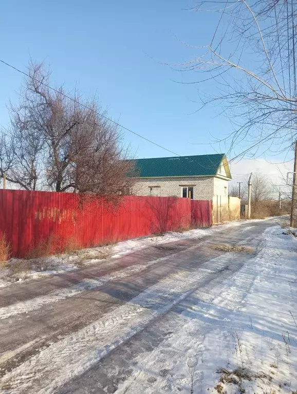 Дом в Саратовская область, Энгельс муниципальное образование, ... - Фото 0