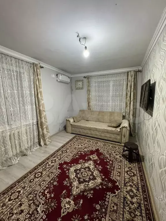 2-к. квартира, 45 м, 1/5 эт. - Фото 0