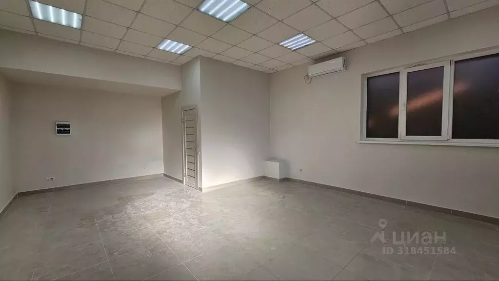 Помещение свободного назначения в Севастополь ул. Колобова, 21Г (45 м) - Фото 1