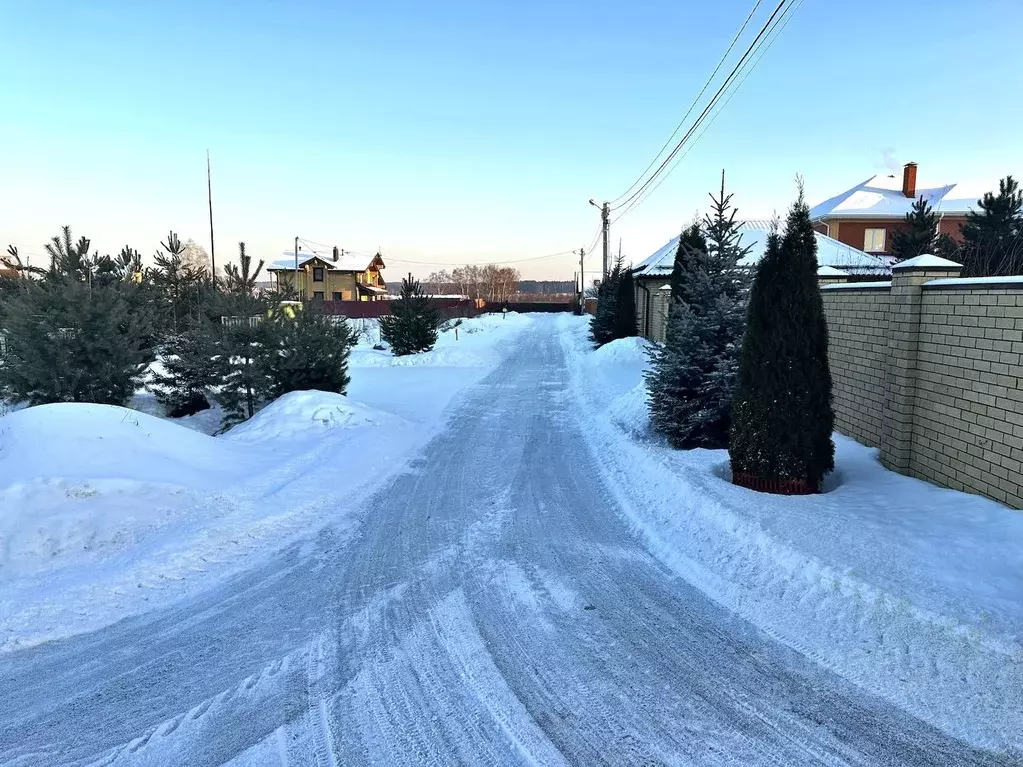 Участок в Московская область, Домодедово городской округ, д. Гальчино  ... - Фото 0