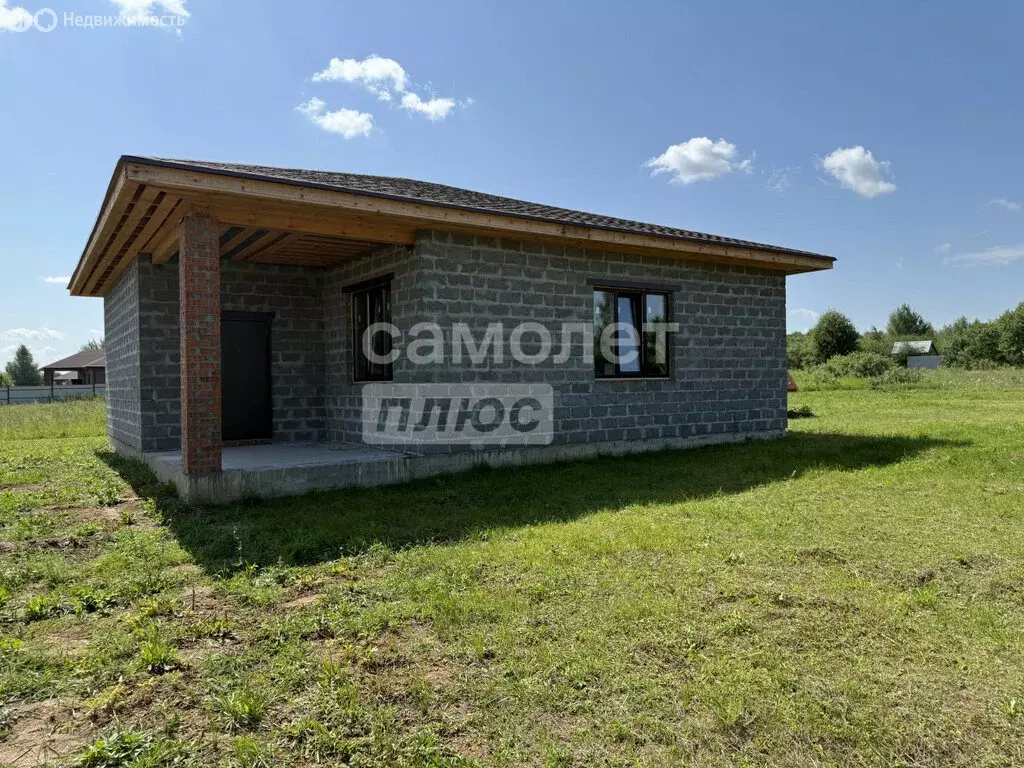 Дом в Екимовское сельское поселение, село Абрютино (74 м) - Фото 0