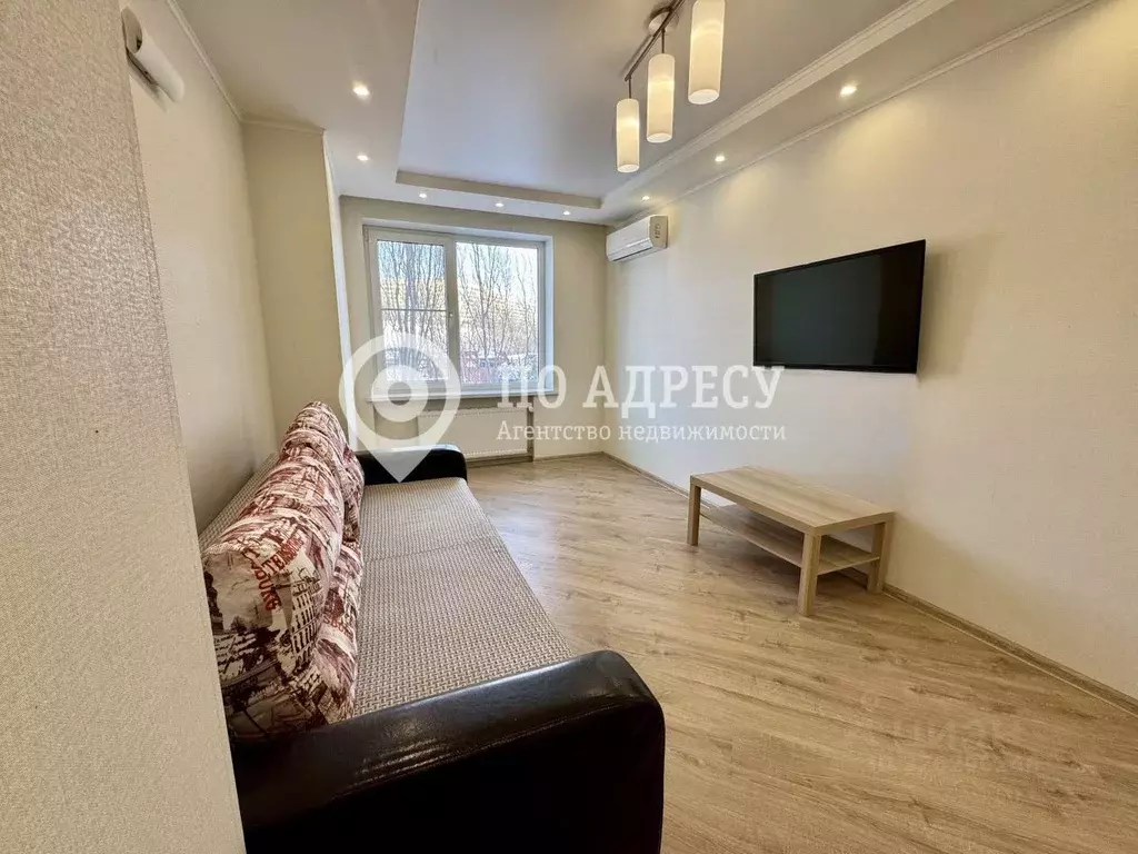 1-к кв. Саратовская область, Саратов Валовая ул., 12 (42.9 м) - Фото 2