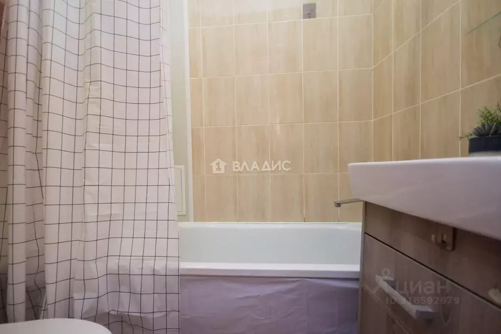 1-к кв. Саратовская область, Балаково Вокзальная ул., 13а (31.0 м) - Фото 0