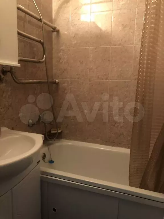 2-к. квартира, 51 м, 1/9 эт. - Фото 1
