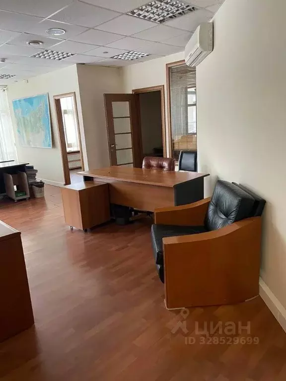 Офис в Москва Страстной бул., 8А (200 м) - Фото 1