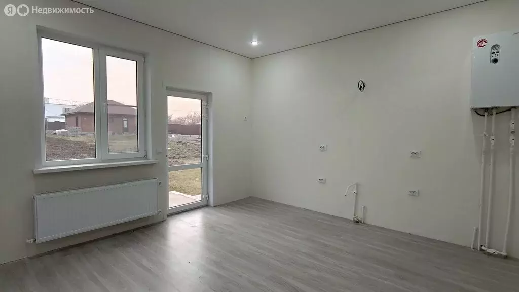 Дом в Темрюк, улица Калинина (80 м) - Фото 1