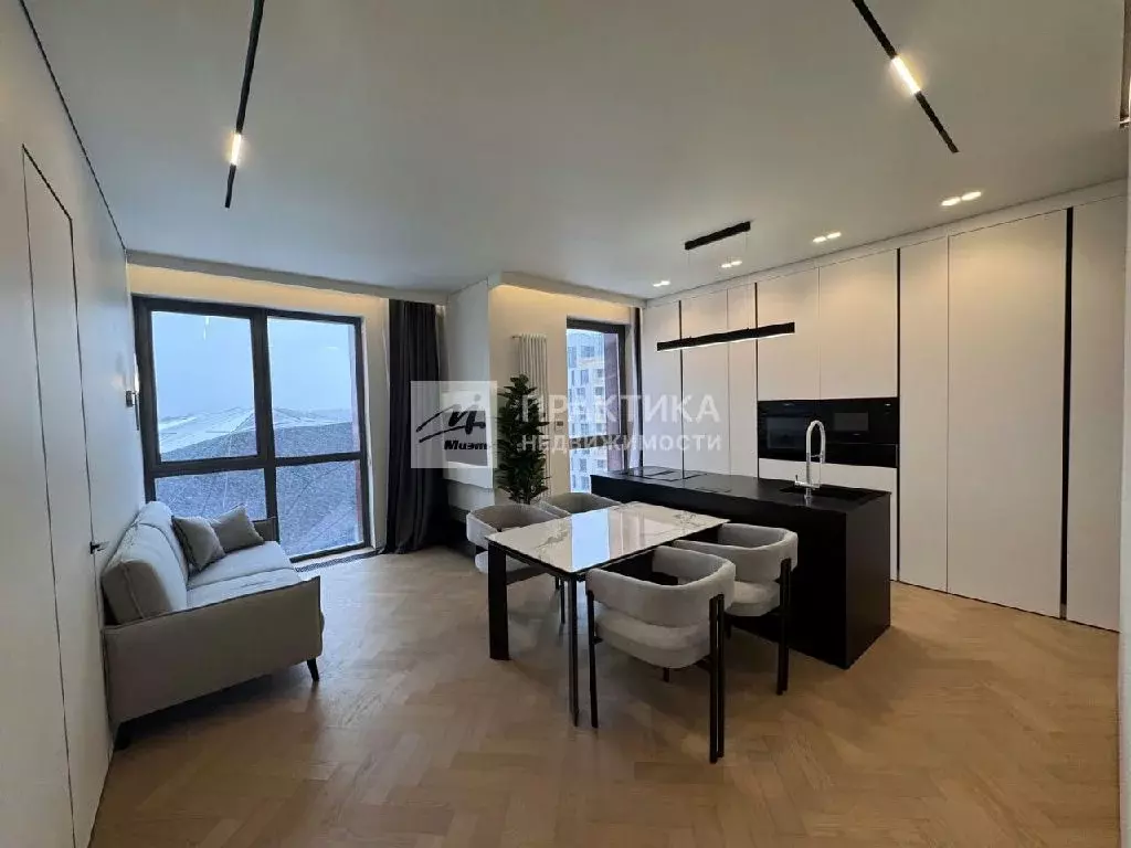 Продается 3-комнатная квартира - Фото 1