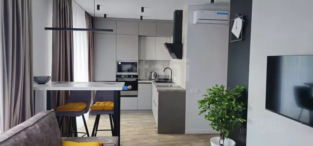 Студия Тюменская область, Тюмень ул. Газовиков, 40 (25.0 м) - Фото 1