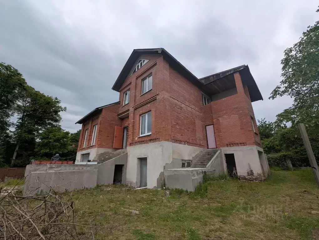 Дом в Калининградская область, Гурьевск Нагорный пер., 15 (450 м) - Фото 1