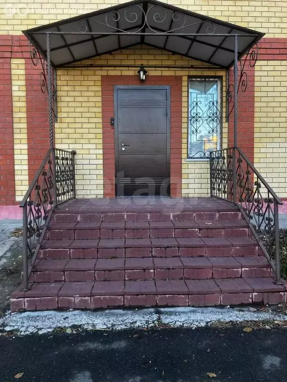 Дом в Ялуторовск, улица Новикова (287 м) - Фото 2