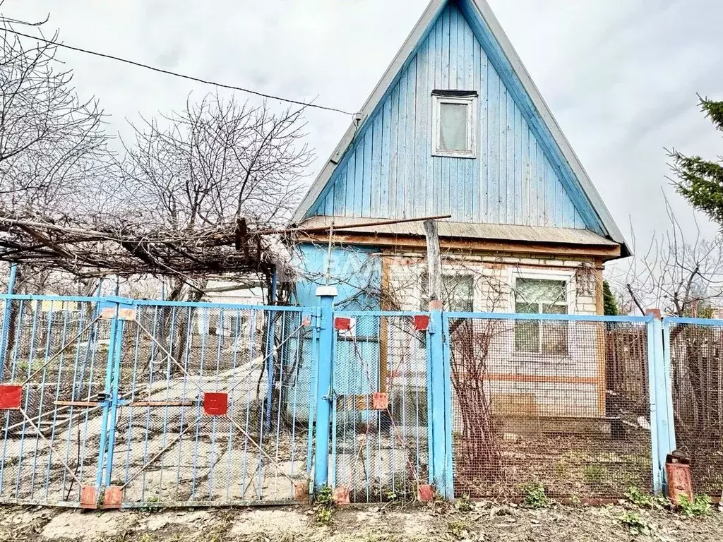 Дом в Саратовская область, Балаковский район, Натальинское ... - Фото 0