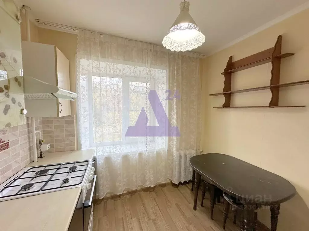 2-к кв. Алтайский край, Барнаул Социалистический просп., 76А (41.8 м) - Фото 1