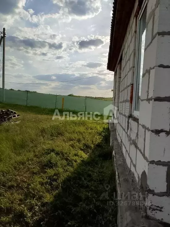 Дом в Ростовская область, Белая Калитва ул. Василия Чубенко (40 м) - Фото 1