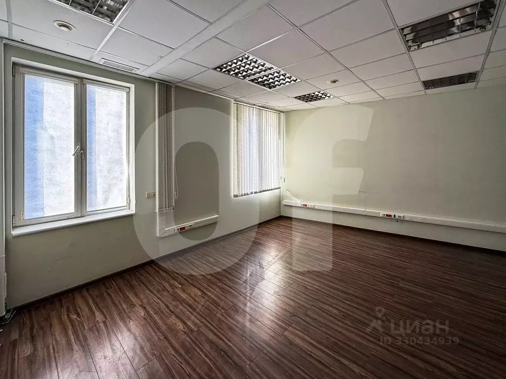 Офис в Москва ул. Остоженка, 28 (248 м) - Фото 1