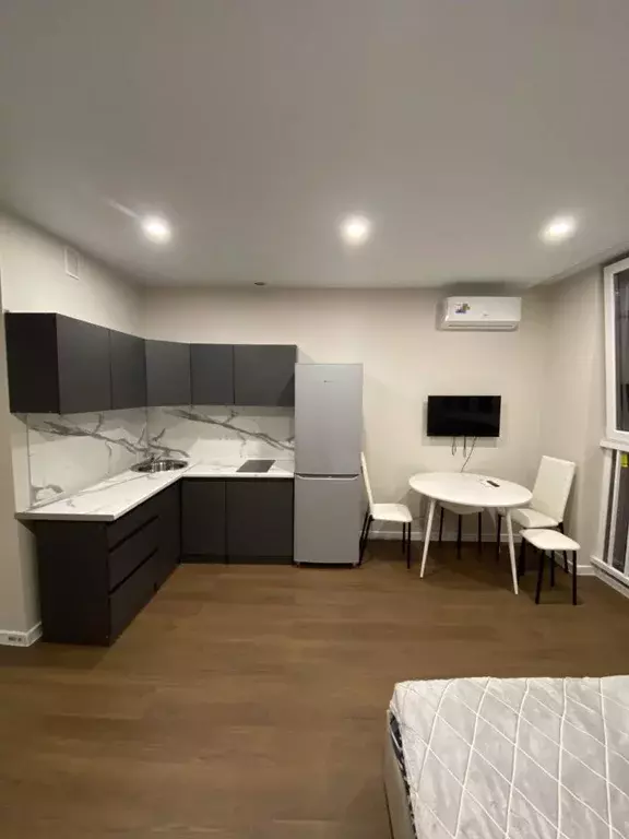 Студия Краснодарский край, Краснодар ул. Ивана Беличенко, 90к2 (27.8 ... - Фото 0