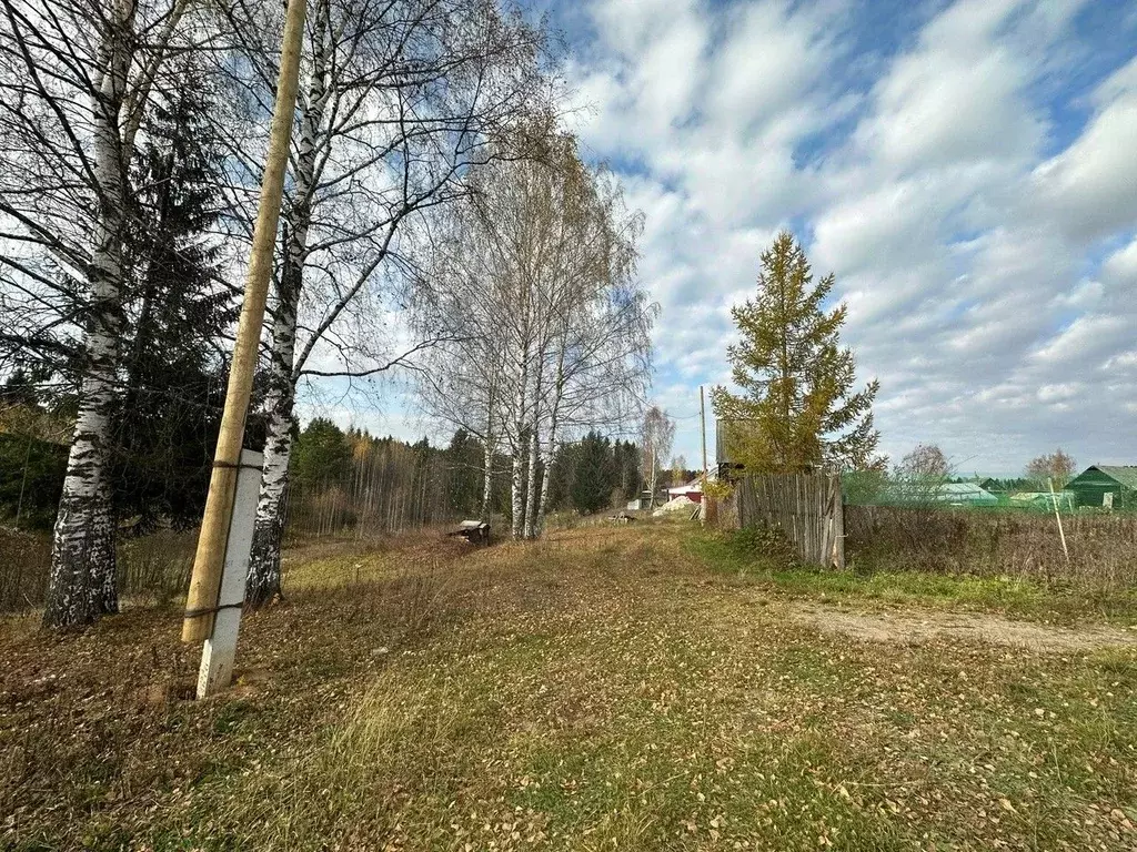 Участок в Пермский край, Березники пос. Круглый Рудник, ул. ... - Фото 0