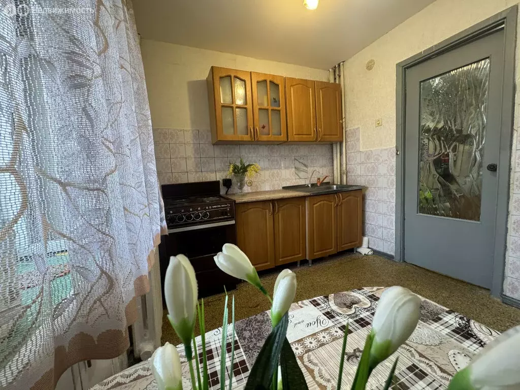 2-комнатная квартира: Челябинск, улица Коммунаров, 25 (52 м) - Фото 2